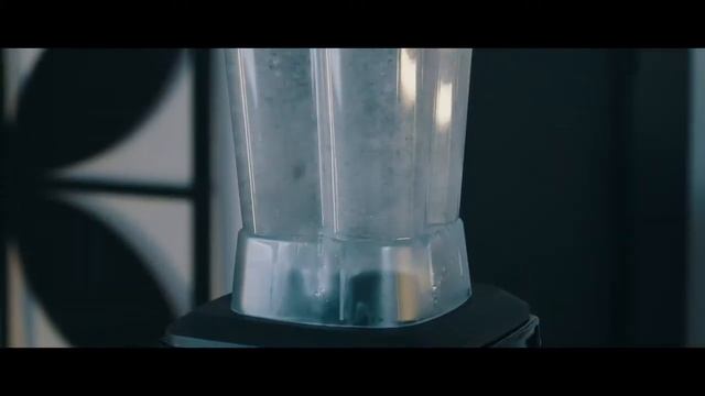 Профессиональный блендер SHINE BLW1 справится с любой задачей. Супер мощный блендер! смотреть онлайн