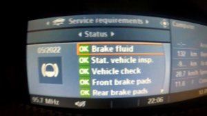 Сбрасываем сервисные интервалы Бмв е60.  Проблемы с аккумулятором