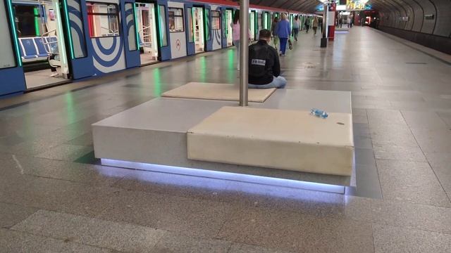 Черкизовская метро на Сокольнической линии возле бывшего стадиона "Локомотив" и "Черкизона" #moscow смотреть онлайн