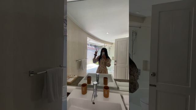 Maldives beach villa tour at sun siyam vilu reef смотреть онлайн