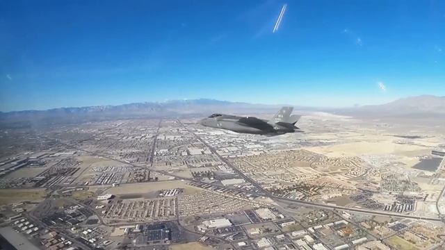 F-35 Chrome Lightning the Future of Air Combat? How the F-35 is becoming the fighter of the West смотреть онлайн