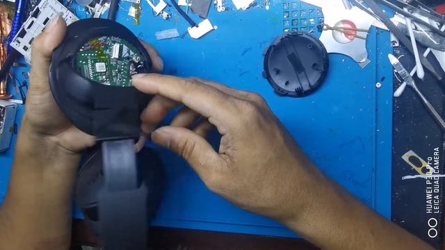 JBL TUNE 750BTNC Disassembly смотреть онлайн