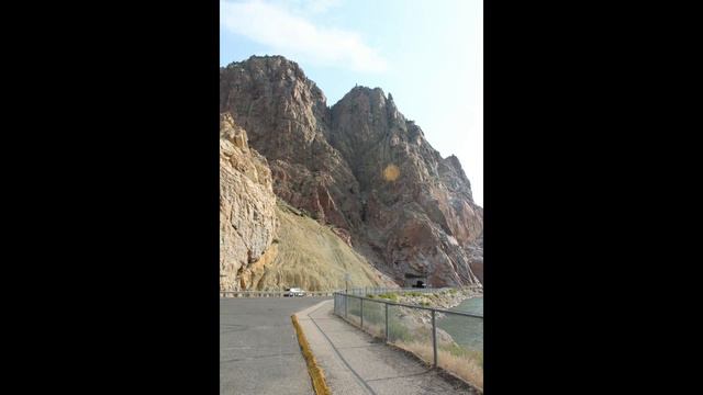 Buffalo Bill Dam & Shoshone Forrest Large смотреть онлайн