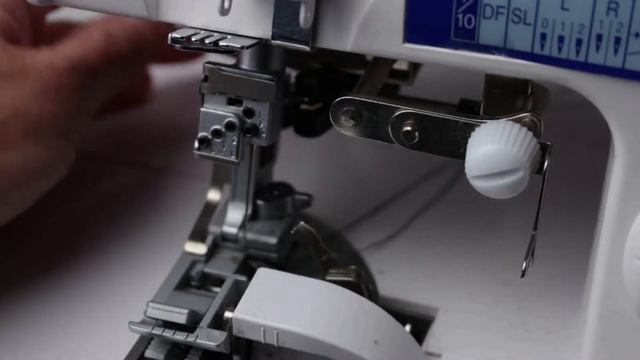 Elna 845 Как поставить иглу - Как поменять иглу смотреть онлайн