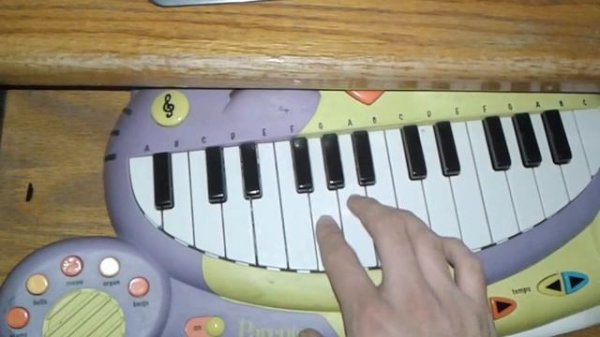 Hallelujah Chorus Cat Piano Rendition