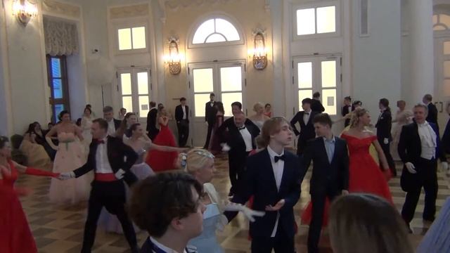 Венгерский бальный. Дом Пашкова. Пасхальный бал. балансе.рф смотреть онлайн