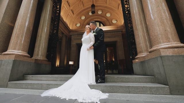 "Love in the City: The Wedding Film of Callum and Angela at Metropolis Events" смотреть онлайн