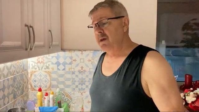 Новогодняя суета. Ванная комната на 2-м этаже. № Серия 81. смотреть онлайн