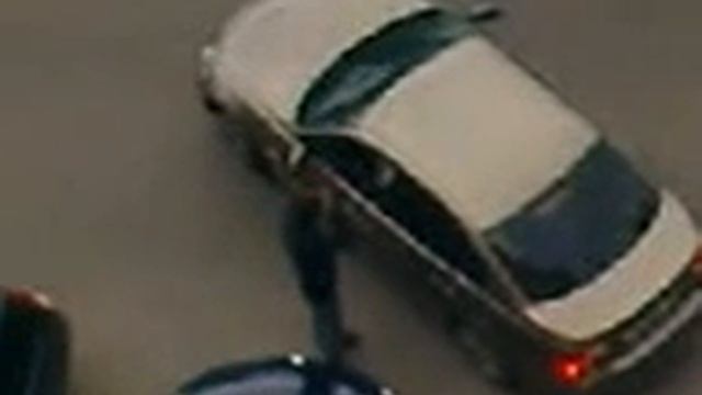 ПАРКОВКА ВО ДВОРЕ смотреть онлайн