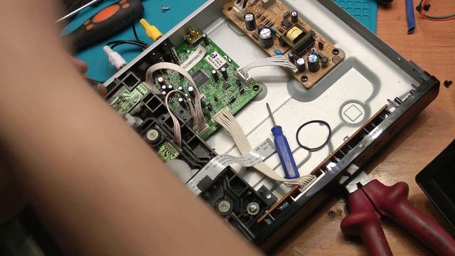 Как-то DVD починил =) ? смотреть онлайн