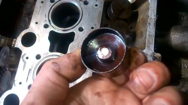 Volvo 850/70(1) двигатель 2.0 турбо. Обзор конструкции. смотреть онлайн