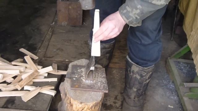 Как наколоть дров для розжига печи