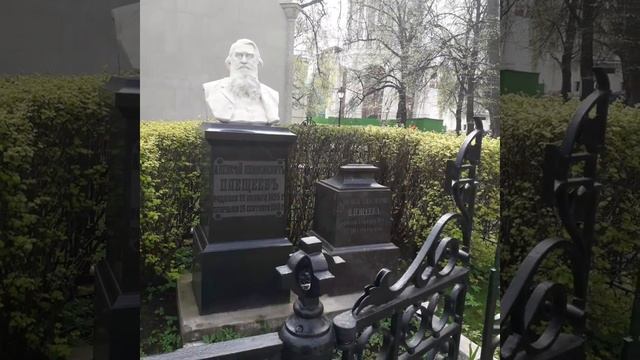 Новодевичий монастырь.Могила Дениса Давыдова.Генерал Брусилов. смотреть онлайн