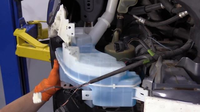 How to Replace Washer Fluid Reservoir 04-09 Mazda 3 смотреть онлайн