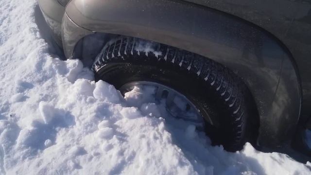 Уаз Патриот 2019. Мимо дороги. Делаем снегозадержание.Повисли на брюхе.