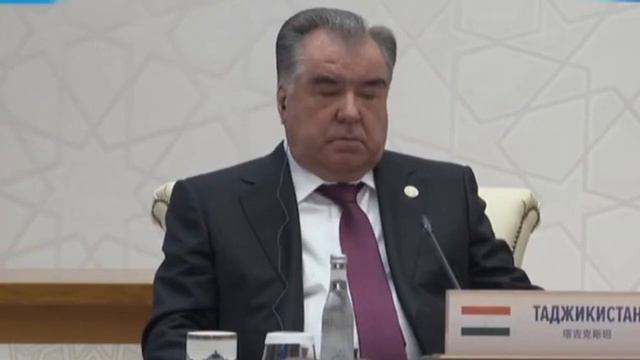 ЛУЧШЕ НА ЭТОТ РАЗ ПРИСЛУШАЙТЕСЬ! ЕГО ПРОРОЧЕСТВА СБЫВАЮТСЯ! смотреть онлайн