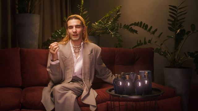 V Canto: Таємниці замку Градара | Mirabile, Ensis, Magnificat та ще 7 ароматів серії смотреть онлайн