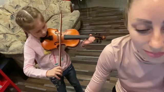 Загребина Аделия (7 лет) Скрипка. 1 класс. Перепёлочка смотреть онлайн