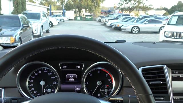 This 2014 Mercedes-Benz ML 350 BlueTEC 4Matic Diesel Is A Luxurious Torque Monster *SOLD*