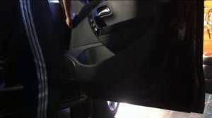 Как разобрать переднюю дверь Volkswagen Polo. Как снять стекло на Volkswagen Polo