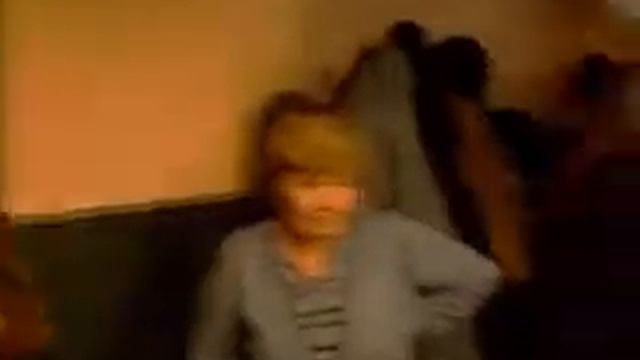 сестричка поёт.mp4 смотреть онлайн
