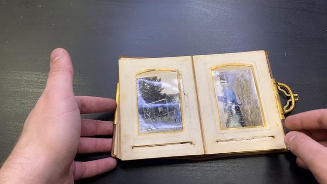 Маленький Старый Винтажный Фотоальбом с Военными Фото смотреть онлайн