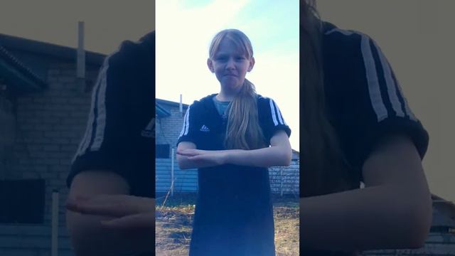 Девочка Уэнсдей грустный эмоджи💖😝