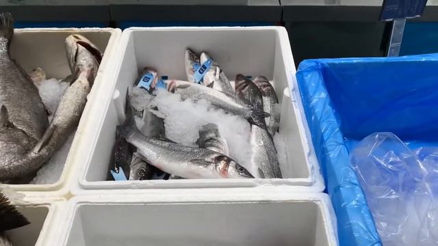 Анталья. В Метро за свежей рыбой. Цены на рыбу. Жизнь в Турции смотреть онлайн