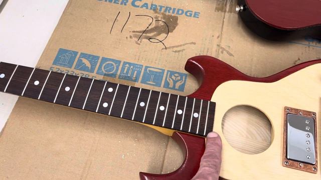 Building 2 more Fender style acoustasonic guitars pt3 смотреть онлайн