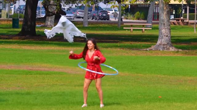 FLYING GHOST PRANK!.webm смотреть онлайн