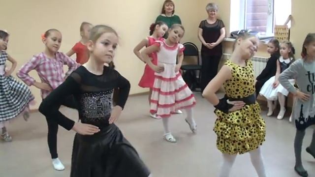 г. Тюмень, ДШИ "Этюд", Посвящение в танцоры 2015 (1 группа) смотреть онлайн