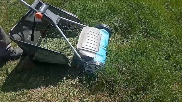 Обзор механической газонокосилки Gardena 400 C: сборка, работа, регулировка смотреть онлайн