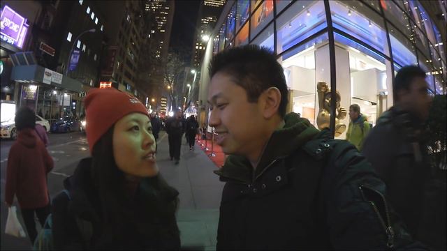 Nintendo Switch MIDNIGHT LAUNCH at Nintendo NY Store смотреть онлайн