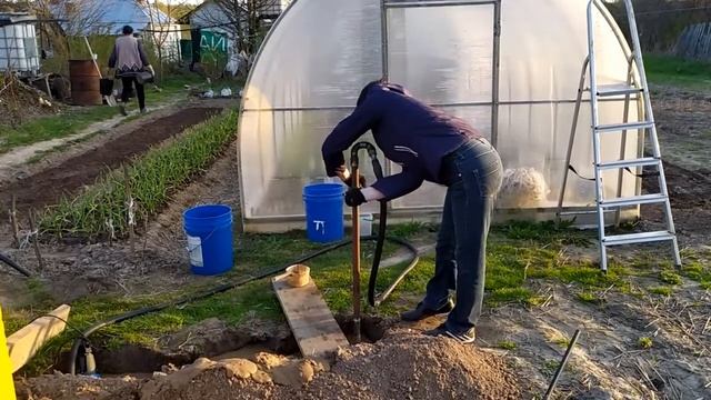 Абиссинская скважина своими руками, пробное бурение (1 часть) смотреть онлайн