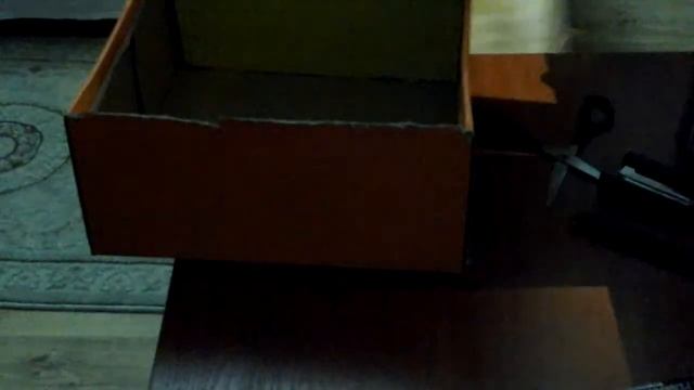 Как сделать коробку для болончиков с краской смотреть онлайн