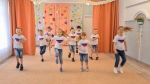 танец "Зажигай" ансамбль "Ласточка"