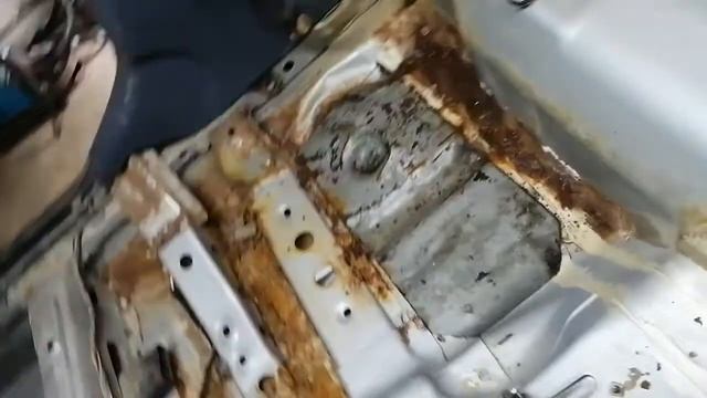 нисан альмера