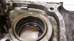 #14: Снимаем крышку коробки передач - ИЖ Планета 5