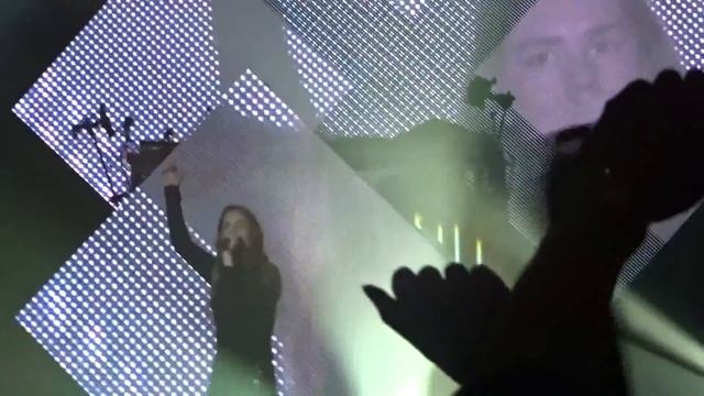 Kygo ft. Anna of the north - Firestone (Live at Zenith Munich, Germany, 08.04.2016) смотреть онлайн