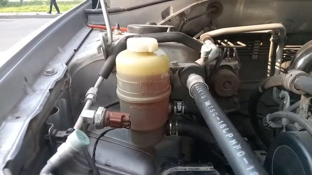 Изменение уровня жидкости в бачке ГУР лансер 9 смотреть онлайн