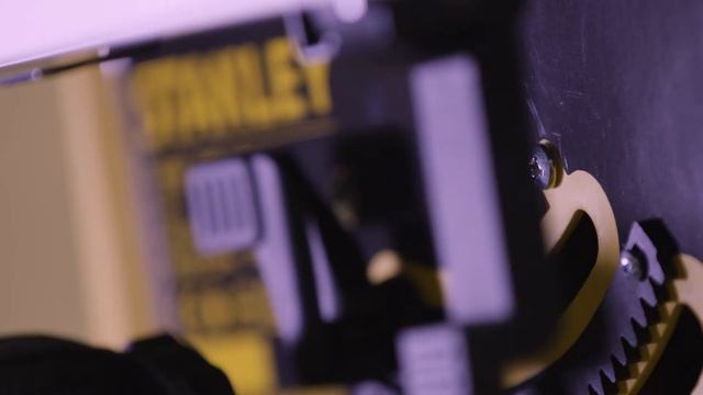 [스탠리툴] 1800W의 강력한 파워! ‘스탠리 10인치 테이블쏘(SST1800)' смотреть онлайн