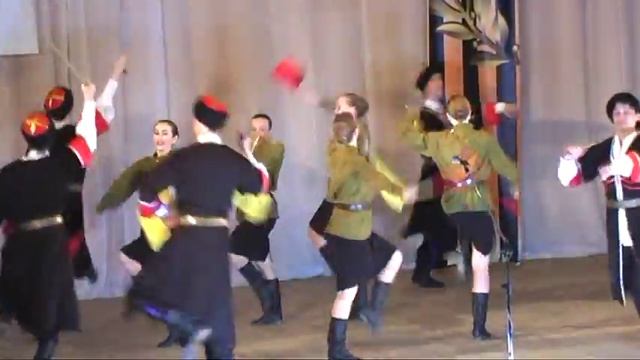 МУК "Ансамбль "Прикамье" - "По Берлинской мостовой" смотреть онлайн