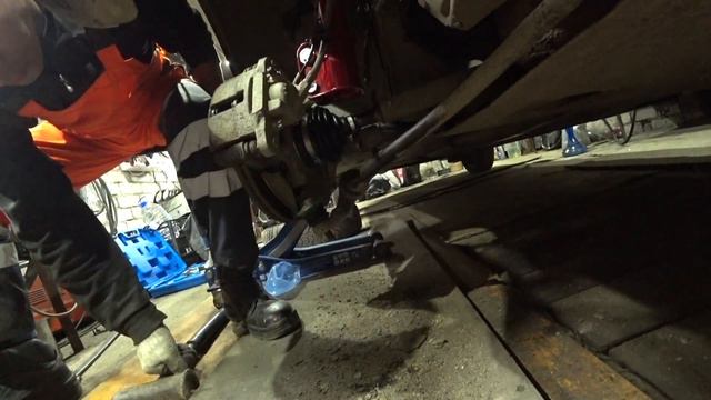 Установка новых амортизаторов | Лада Калина | Серия №6 смотреть онлайн