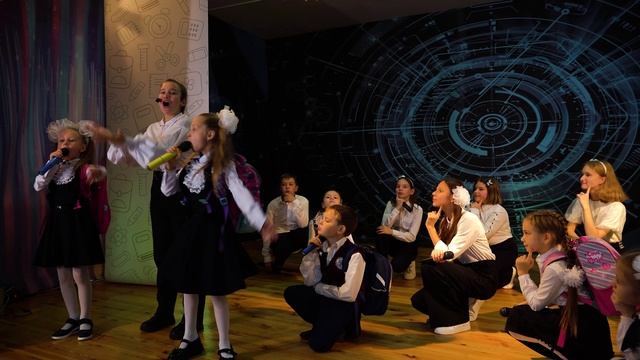 Вокальный ансамбль - "Учат в школе" (рук. Зевелева Анна Владиславовна) смотреть онлайн