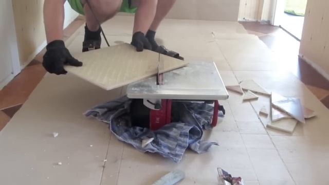 Резка керамогранита (грес). Плиткорез Einhell TH TC 618 смотреть онлайн