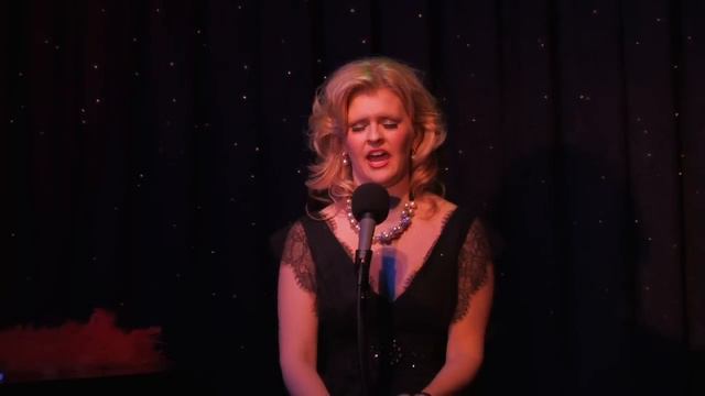 Somewhere Over the Rainbow (Arlen & Harburg) смотреть онлайн