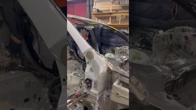 ЗАМЕНА КРЫШИ НА ARKANA / RENAULT ОТДЫХАЕТ В СТОРОНКЕ смотреть онлайн