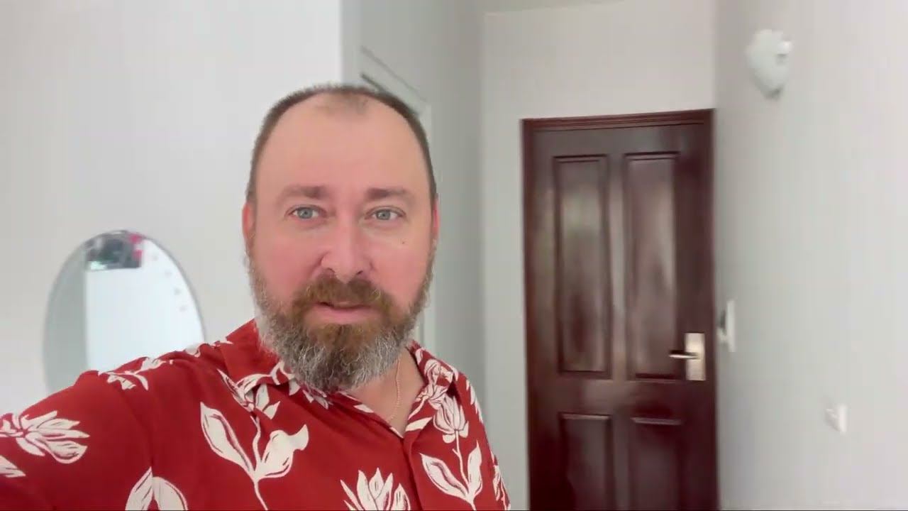 Фукуок. Вьетнам. Пытались залезть в номер | Странный район на улице острова - никого нет #фукуок смотреть онлайн