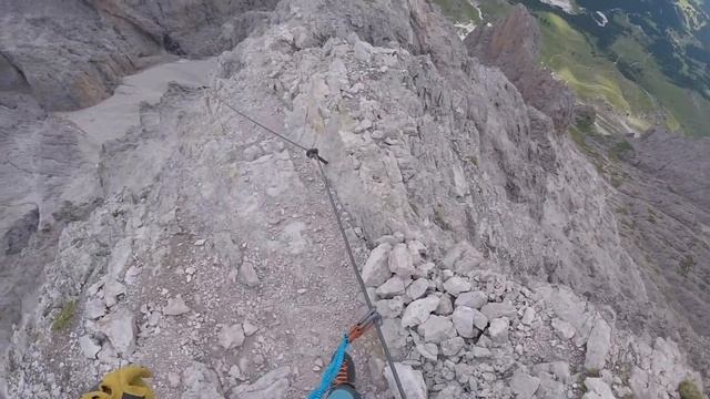 Holiday in 3000 m • Via Ferrata • Sass Rigais 3025 m • Dolomites • Italy • Klettersteig (HD) смотреть онлайн