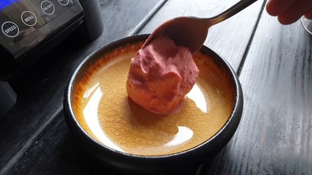Клубничное мороженое в высокоскоростном блендере King Mix/Strawberry ice cream смотреть онлайн